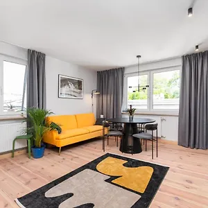 Walecznych 51 By Homeprime Warszawa